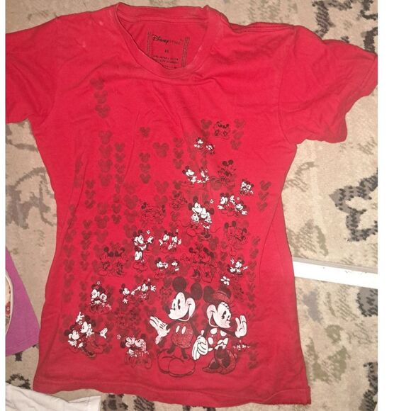 SALE!! 8 FUN Mickey Mouse & Minnie Mouse Adult Size Small to Large T-shirts - Picture 3 of 9